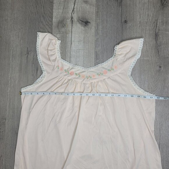 Vintage Katz Medium sheer Nightgown with Lace Trim & Floral Embroidery flowers - Picture 8 of 8